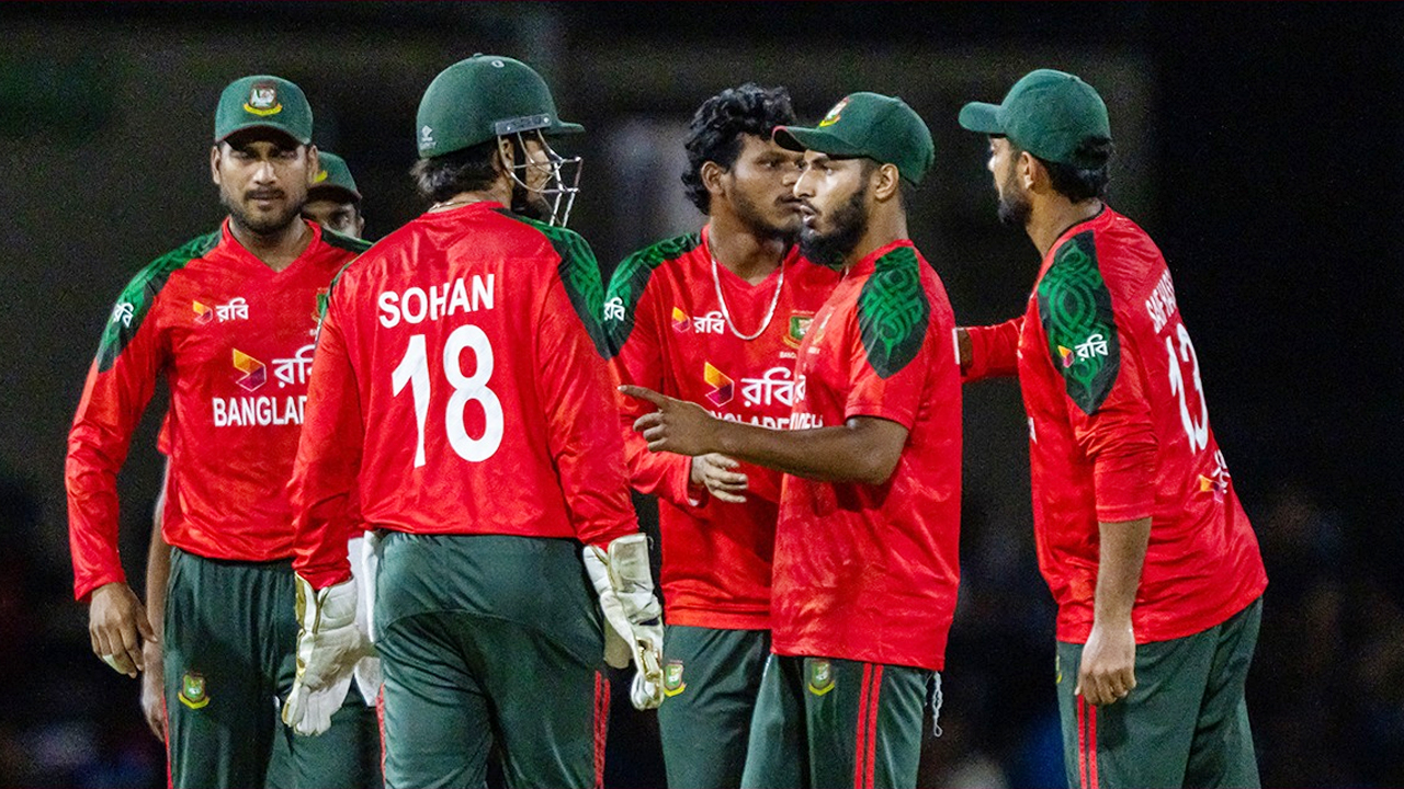 বড় হারে গ্রুপ পর্ব থেকেই বিদায় বাংলাদেশের